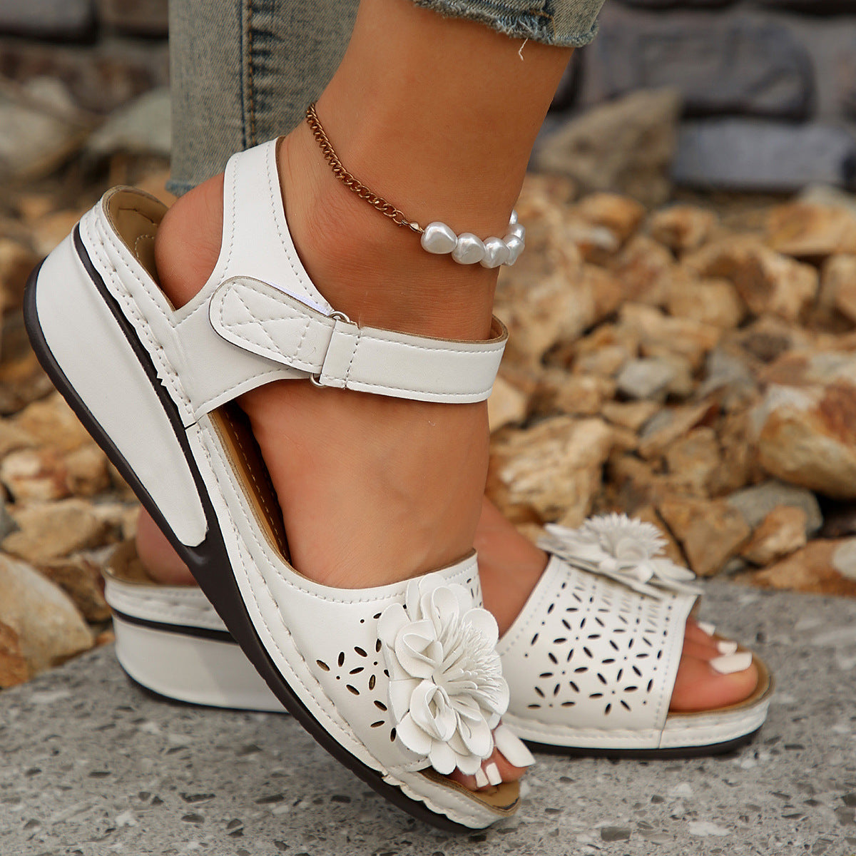 Women's Summer Hollow Flower Platform Sandals