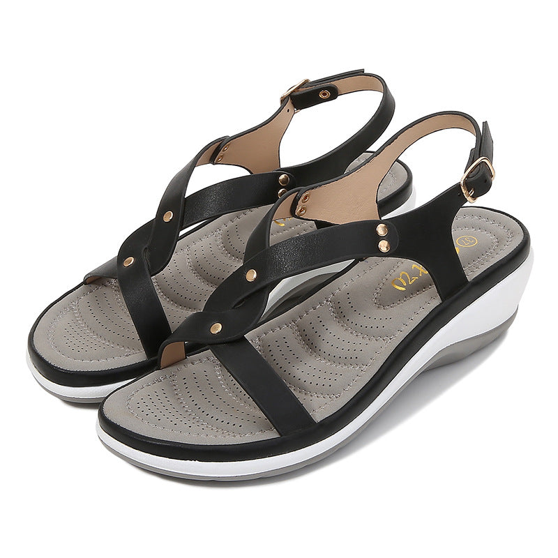 Women's Solid Round Toe Wedge Sandals