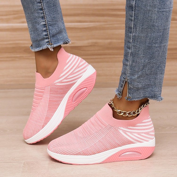 Women's low top fly woven casual sneakers